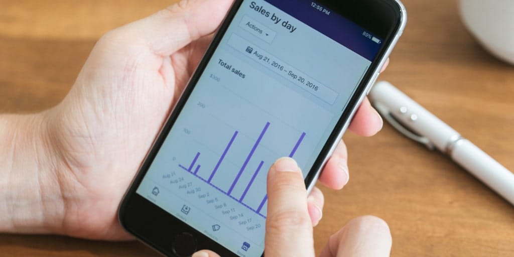 ecommerce-dashboard-1024-512-min